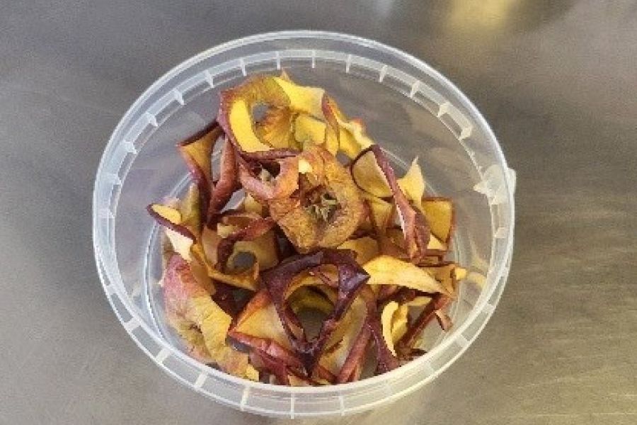 Sustainable practices in our kitchen: efficient use of raw materials and waste minimisation